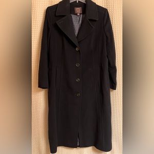 Anne Klein wool/cashmere winter coat. Size 14W. Black.